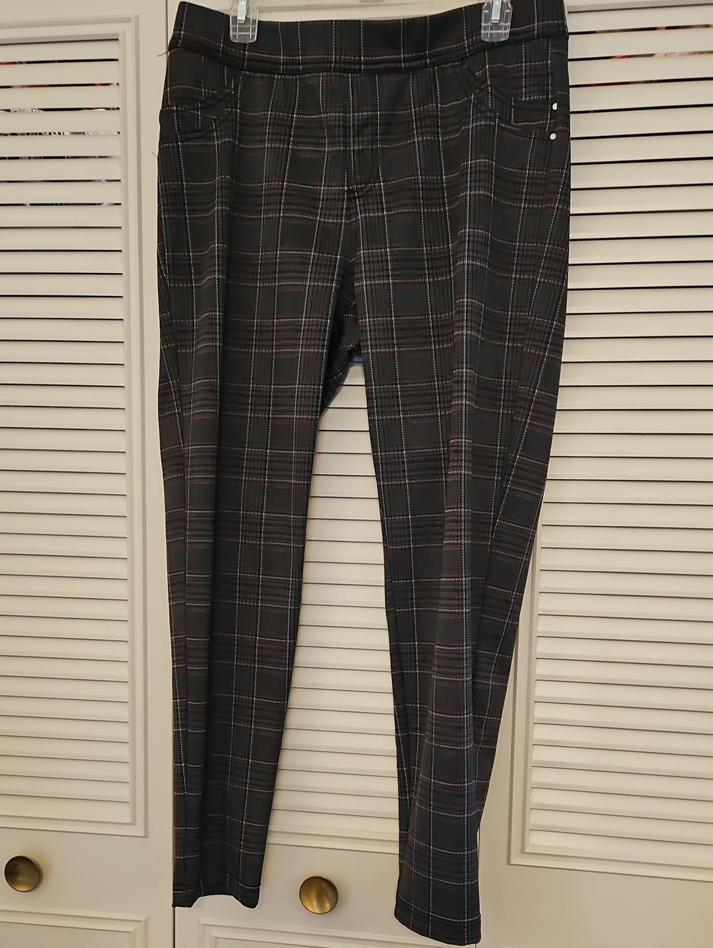 Soho Black And Red Plaid Women's Dress Pants Size L